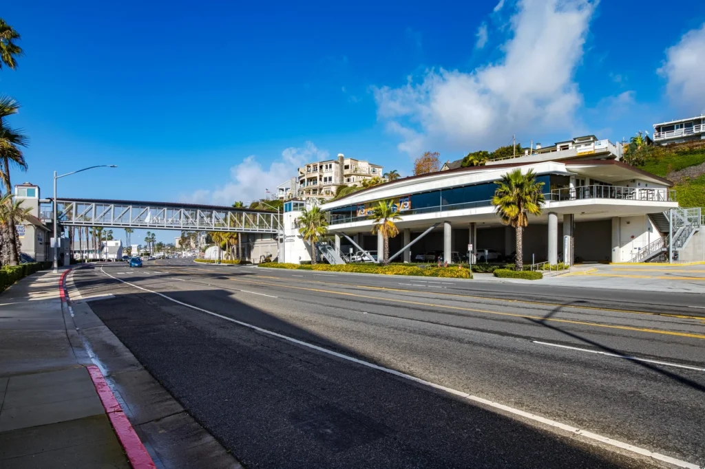 Orange Coast College – W. Bradley Avery Professional Mariner Training Center exterior