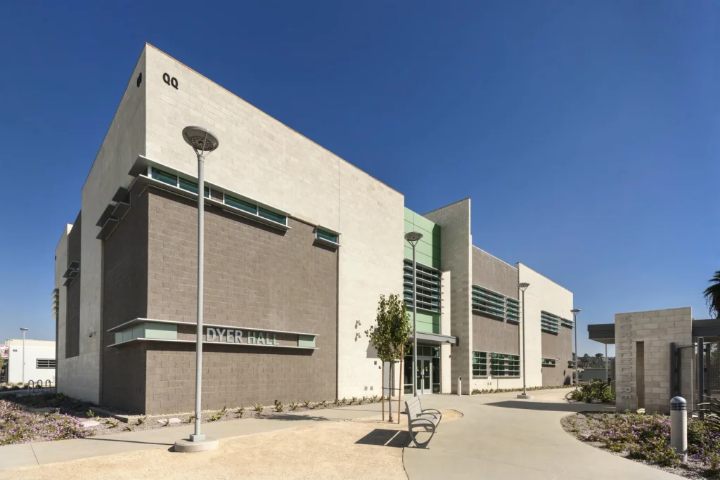 Long Beach City College – Electrical Technology Complex & Lifetime Learning Center (QQRR) by HPI Architecture